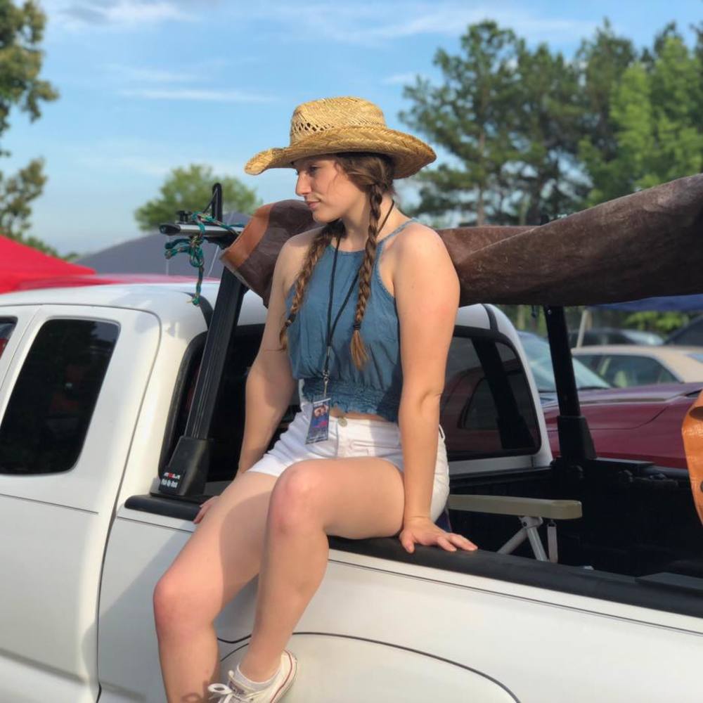 Meet your Posher, Rachel